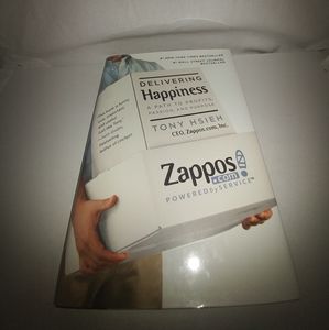 Delivering Happiness by Tony Hsieh VG